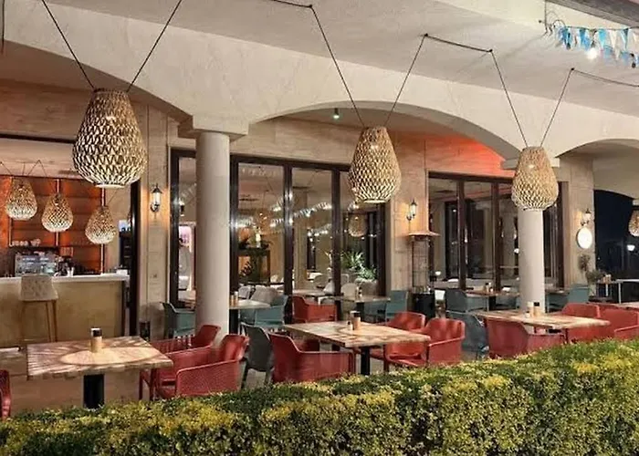 каса реал с 2 спальнями Апартамент