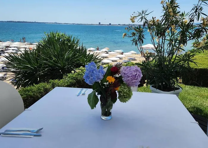 Apartament каса реал с 2 спальнями *