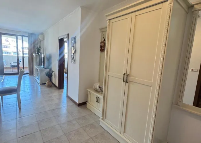 каса реал с 2 спальнями Apartament